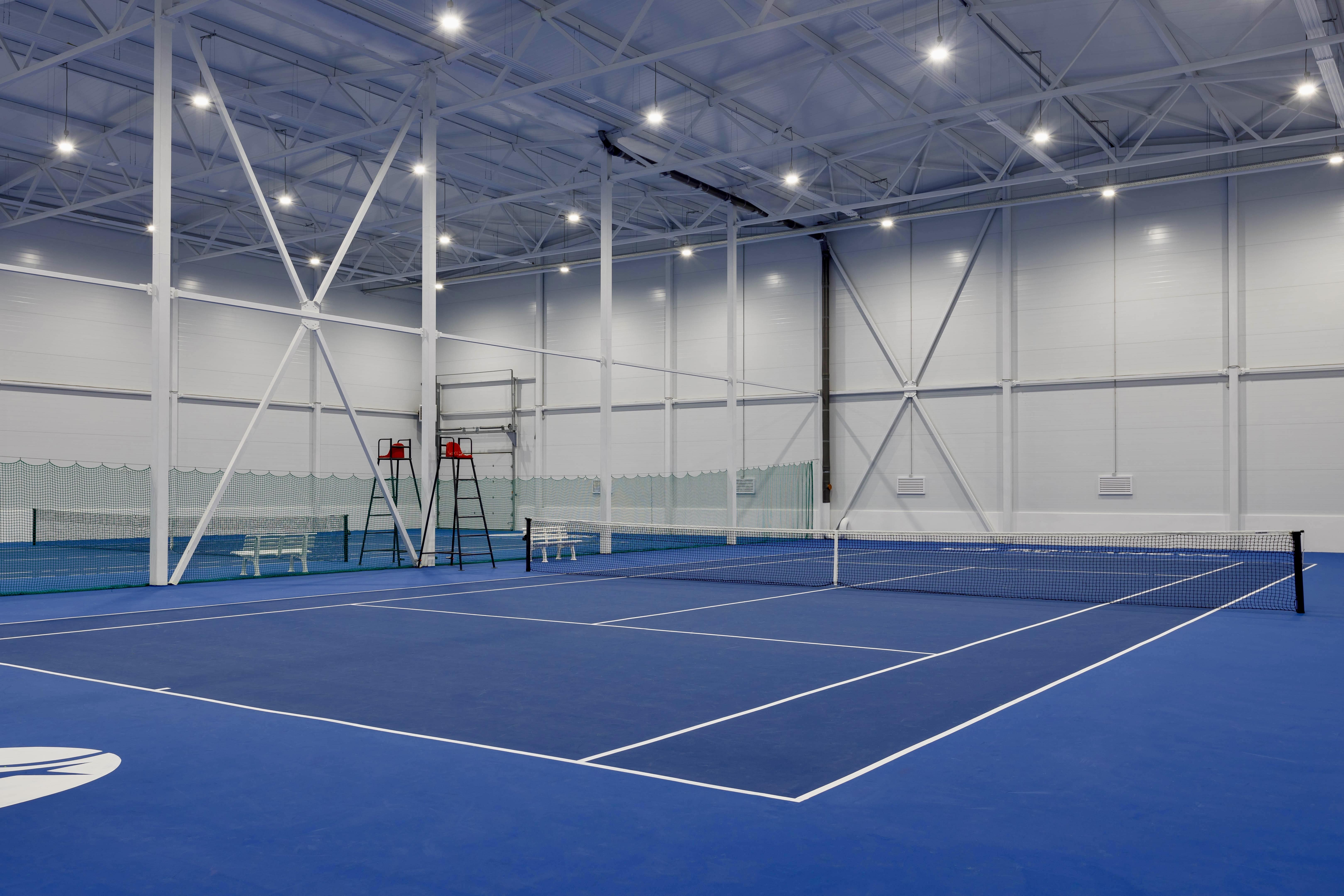 Абонемент на аренду закрытого теннисного корта